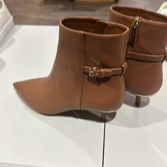 MICHAEL Michael Kors Tan Ankle Booties - Picture 5 of 8